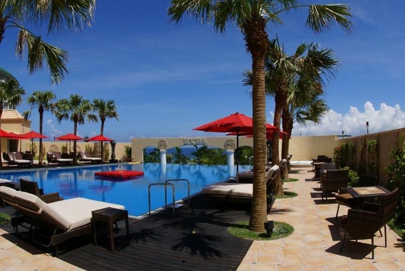 Okinawa Kariyushi Resort Exes אונה מראה חיצוני תמונה