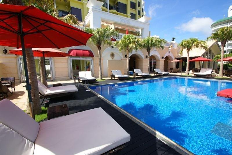 Okinawa Kariyushi Resort Exes אונה מראה חיצוני תמונה